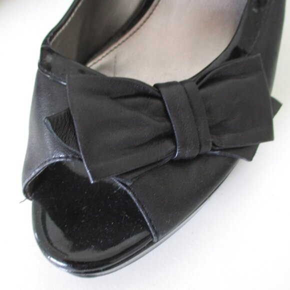 Marc Fisher Womens Black Leather .5" Platform Peep w/3.5" Heel - Size 9M - Picture 9 of 11